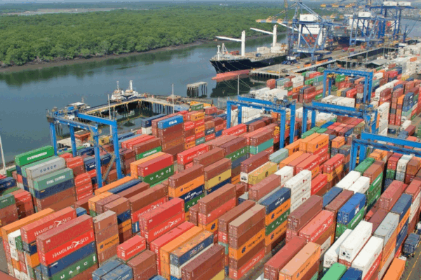 La economía china resiste la presión arancelaria tras un aumento de las importaciones y exportaciones en abril