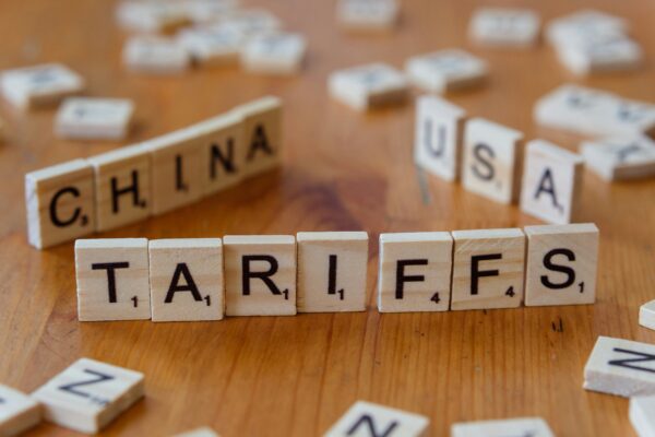 El nuevo arancel del 100% de Trump contra China: una amenaza que revela desesperación