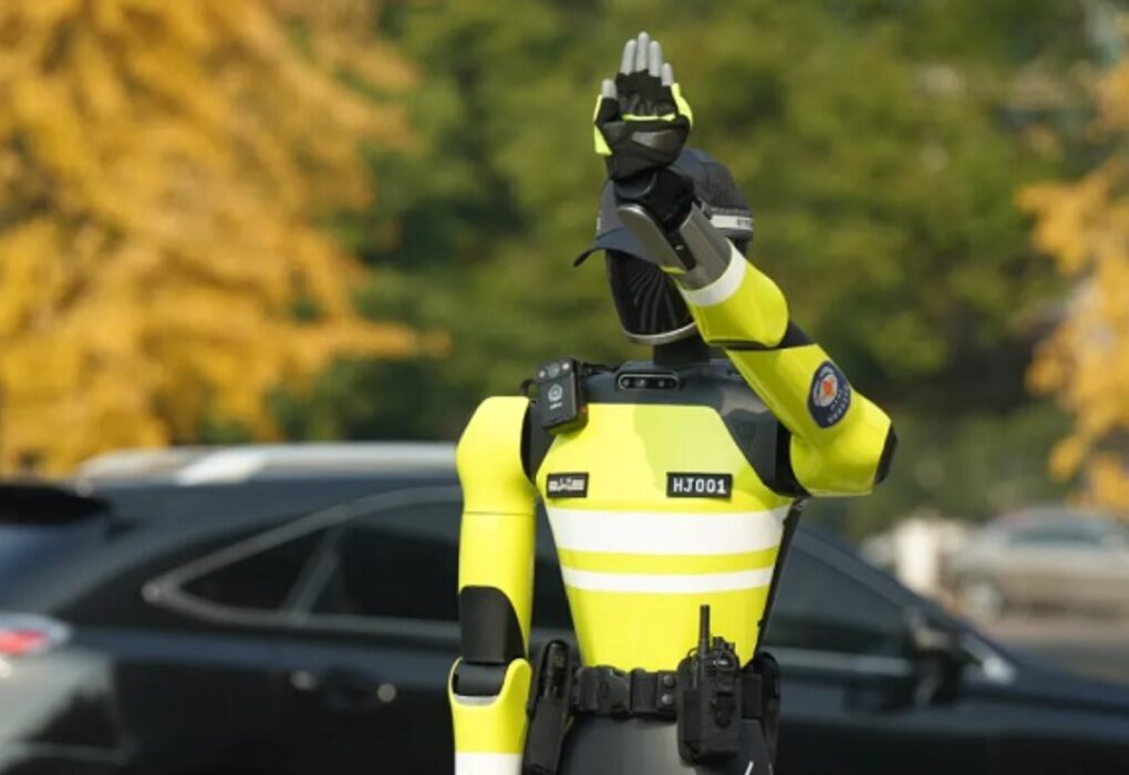 hangzhou traffic robot
