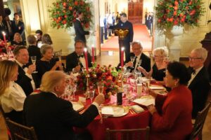 Visita Xi Jinping USA. Cena Trump, Xi, y líderes tecnológicos (Elon Musk, jesen Huang, Tim Cook, Lisa Su)