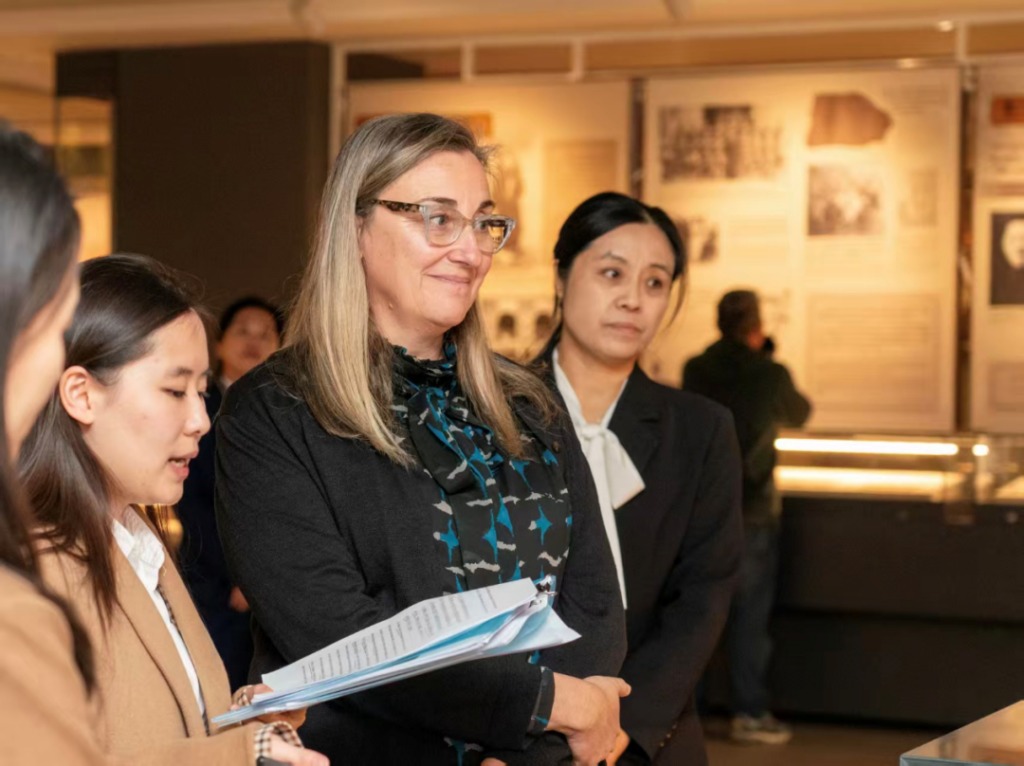 Fundación China Soong Ching ling Catedra China