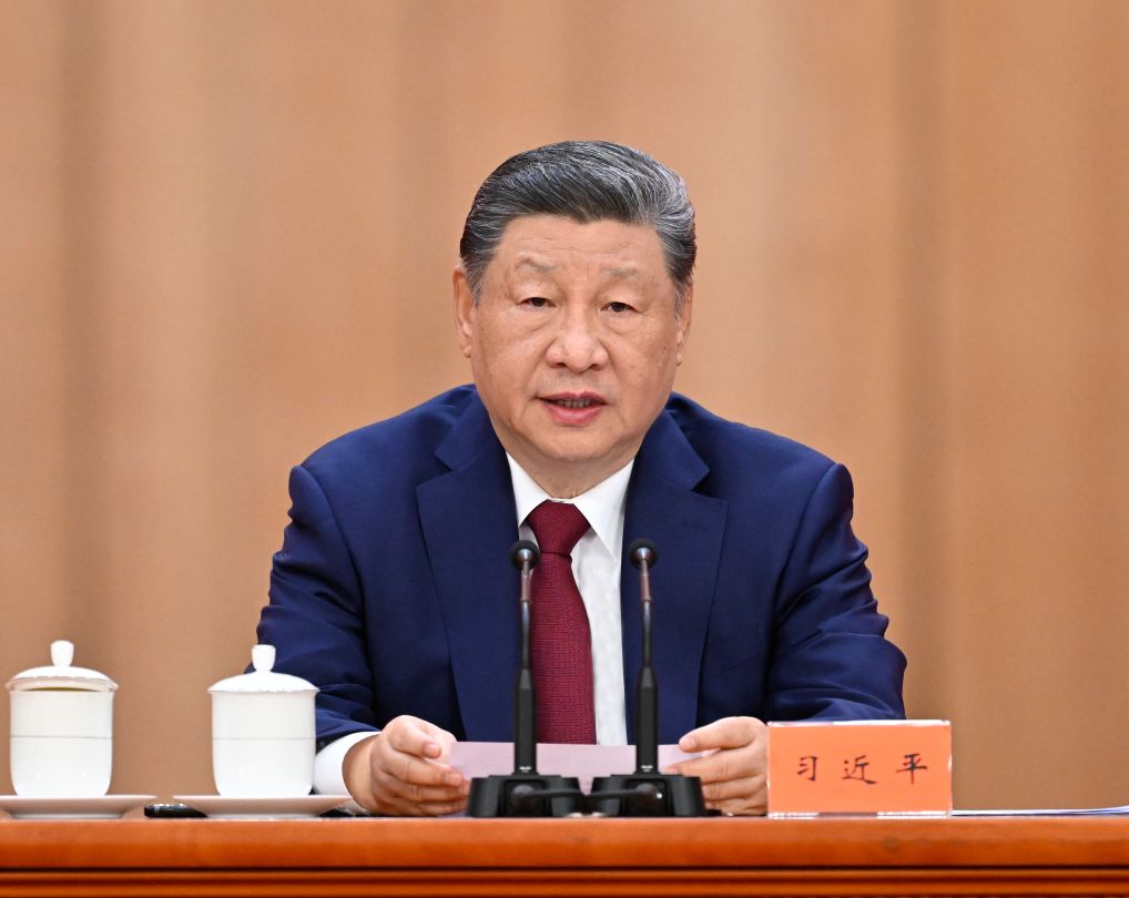 Xi llama a alcanzar nuevos logros en nueva Gran Marcha-3