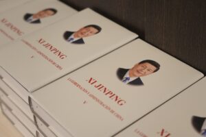 Libro Xi Jinping en español - V - La Gobernanza de China - Presentación - Fundación Cátedra China
