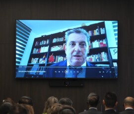 Libro Xi Jinping en español - V - La Gobernanza de China - Presentación - Fundación Cátedra China